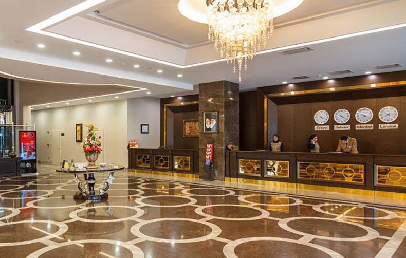 پذیرش هتل لاله پارک تبریز